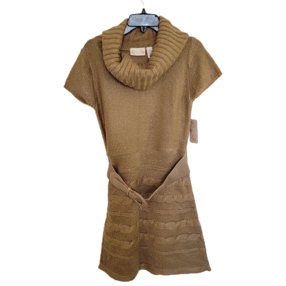 Red Camel Dresses & Skirts - Red Camel Women's Size Medium Short Sleeve Belted Sweater Dress Tan NWT